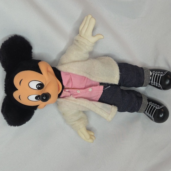 Disney Mickey Mouse Sock Hop Greaser Vinyage 1990s plush vinyl face - Picture 5 of 17